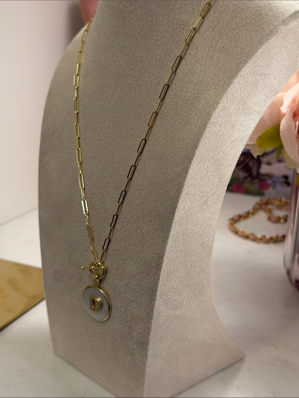 Nordstrom 4Gold & White Pendant Necklace Like New - Picture 6 of 9